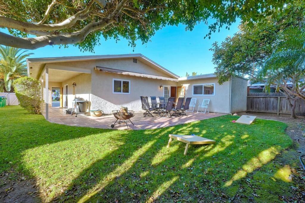 Great Group Retreat! Hacienda Decor, Spacious Floor Plan, Private Backyard Carlsbad Luaran gambar